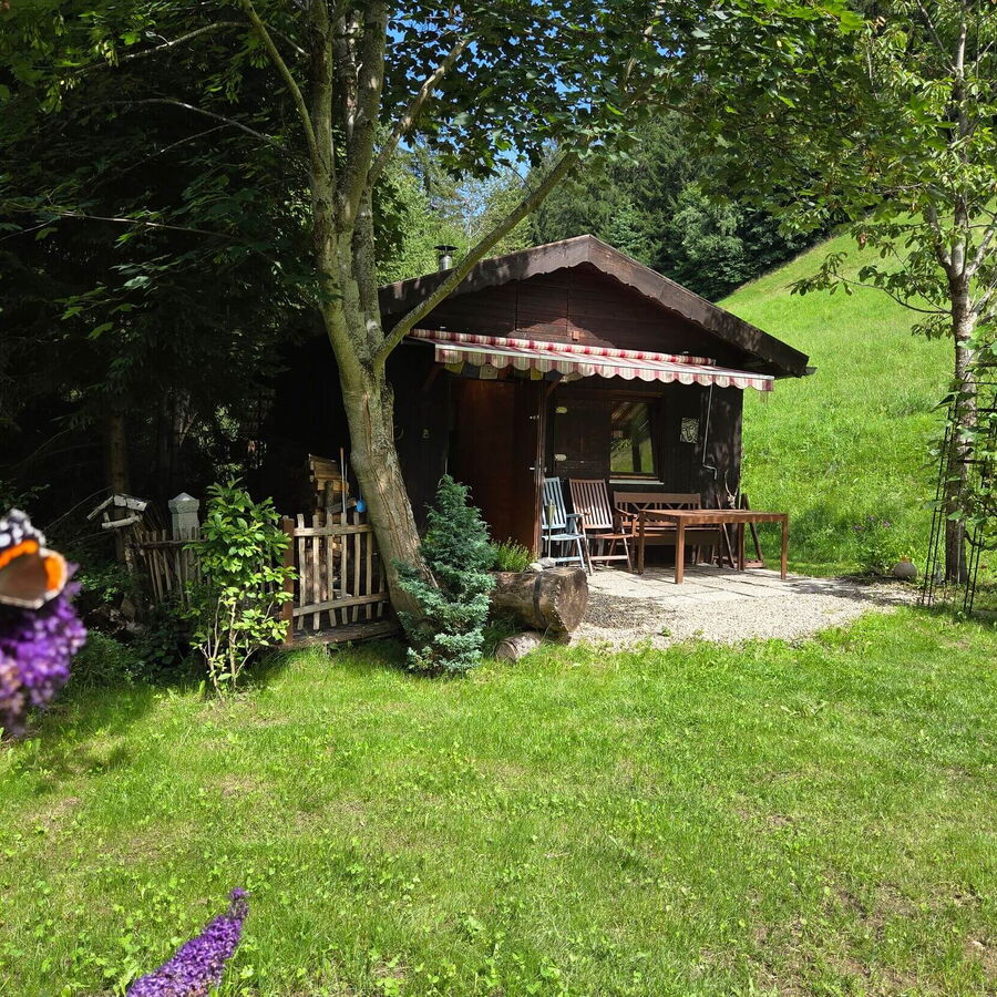 Am Wattenberg befindest du dich vor dem Kochhäusl in den Tuxer Alpen.