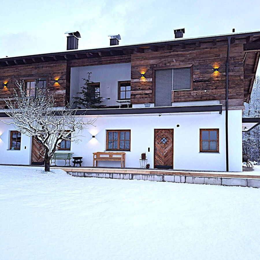 Das Zuahaus am Riedhof zeigt sich die Ferienwohnung d'kloane Mühle in seinem Winterkleid.