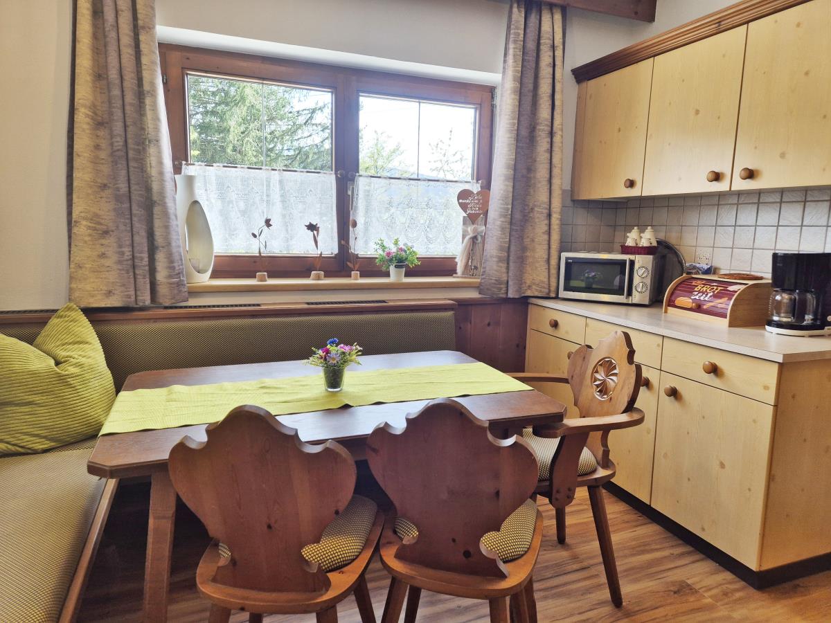 Alpenrehblick am Karwendelgebirge