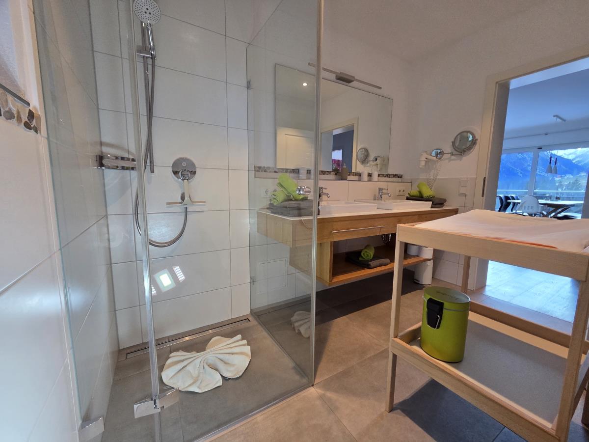 Alpenglück-LuxusLodge "Widderstein"